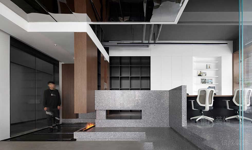 現(xiàn)代簡約風(fēng)格辦公室過廊臺(tái)階裝修圖
