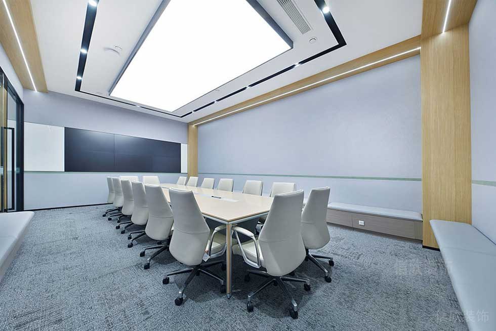 現(xiàn)代簡約風格公司會議室裝修圖