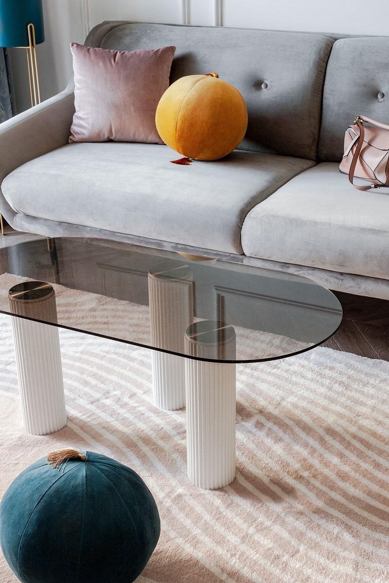 深圳市福田區(qū)新洲富通九曜公館精巧茶幾