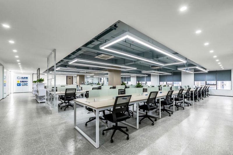 龍崗網(wǎng)絡公司辦公室辦公區(qū)裝修