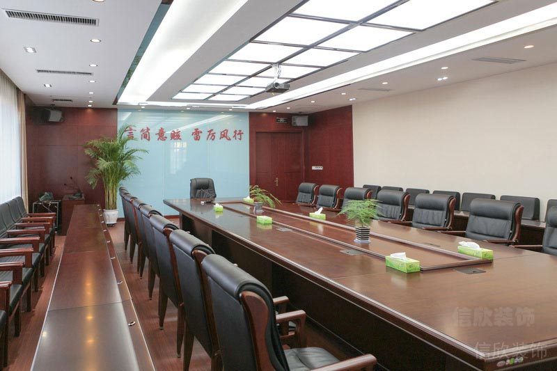 龍華辦公室裝修討論區(qū)實(shí)景圖