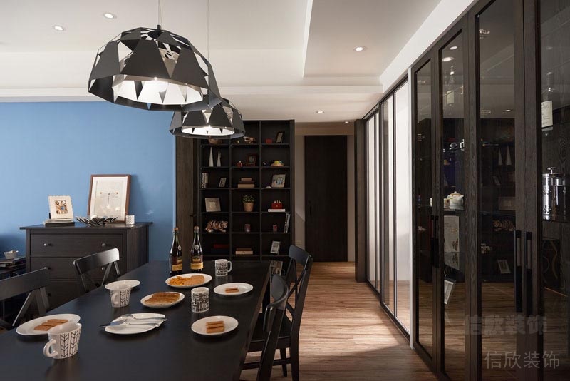 深圳市南山區(qū)華潤(rùn)萬(wàn)象府餐廳