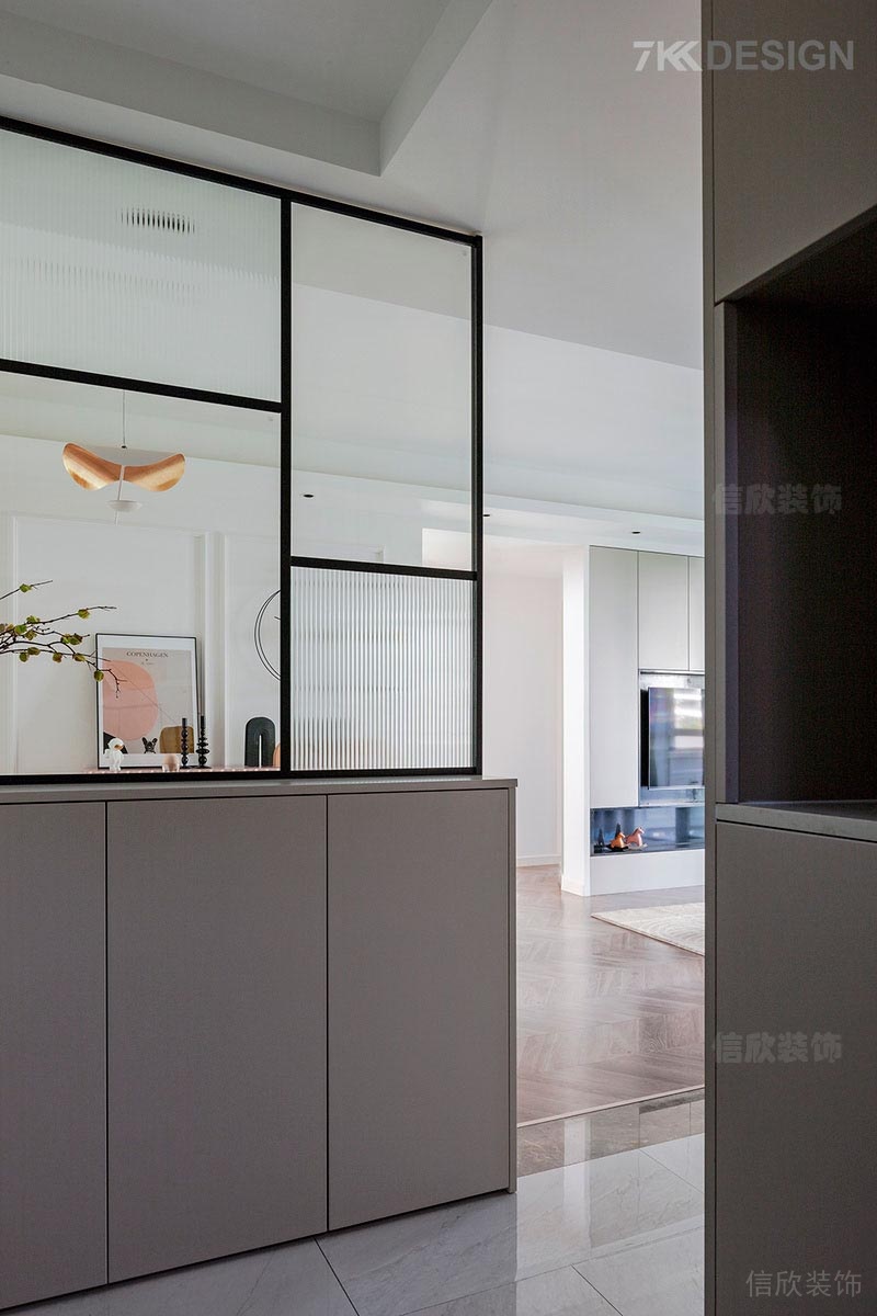 深圳市福田區(qū)新洲富通九曜公館玄關(guān)地面