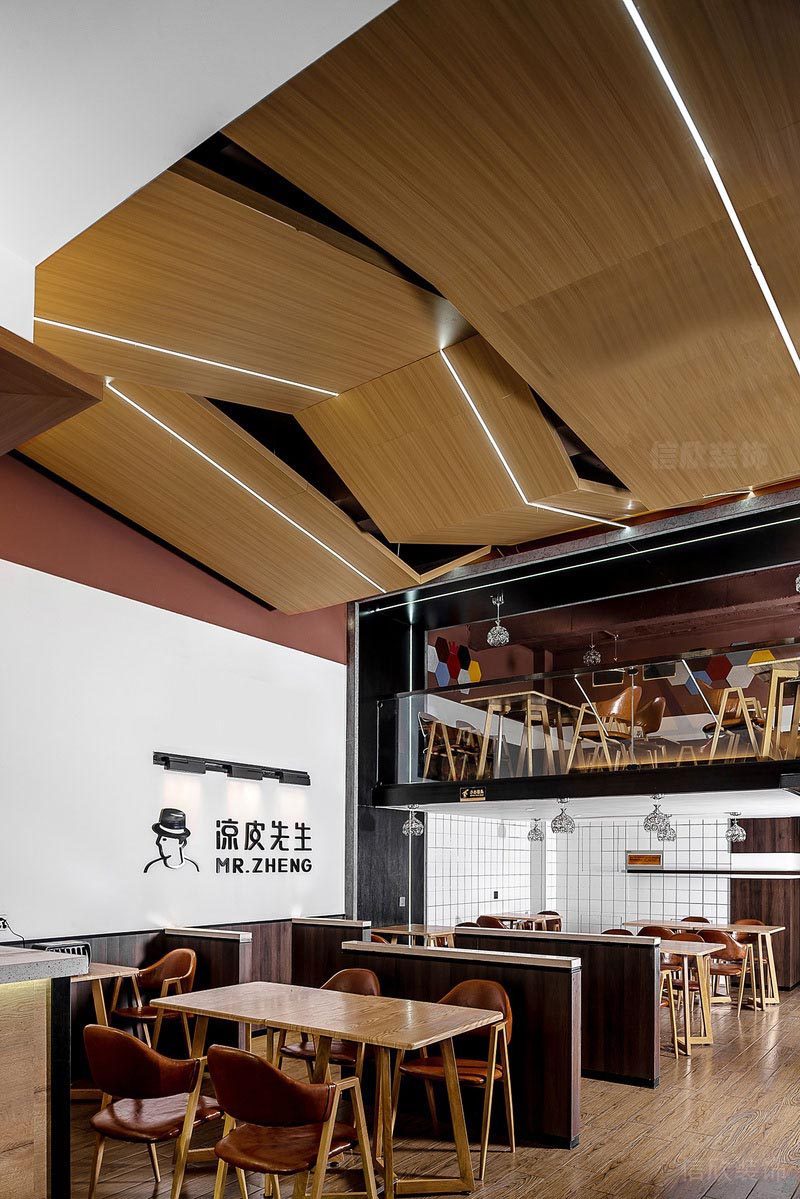 深圳沙尾餐飲裝修設(shè)計公司案例用餐區(qū)