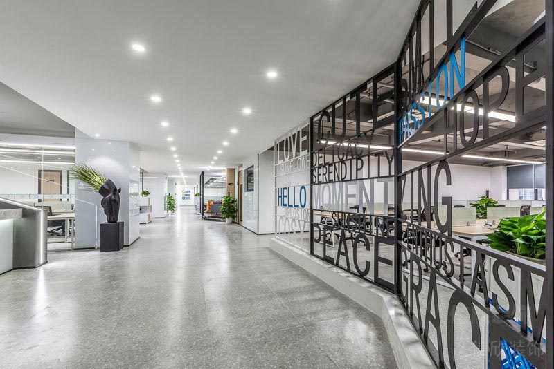 龍崗網(wǎng)絡公司辦公室過道裝修