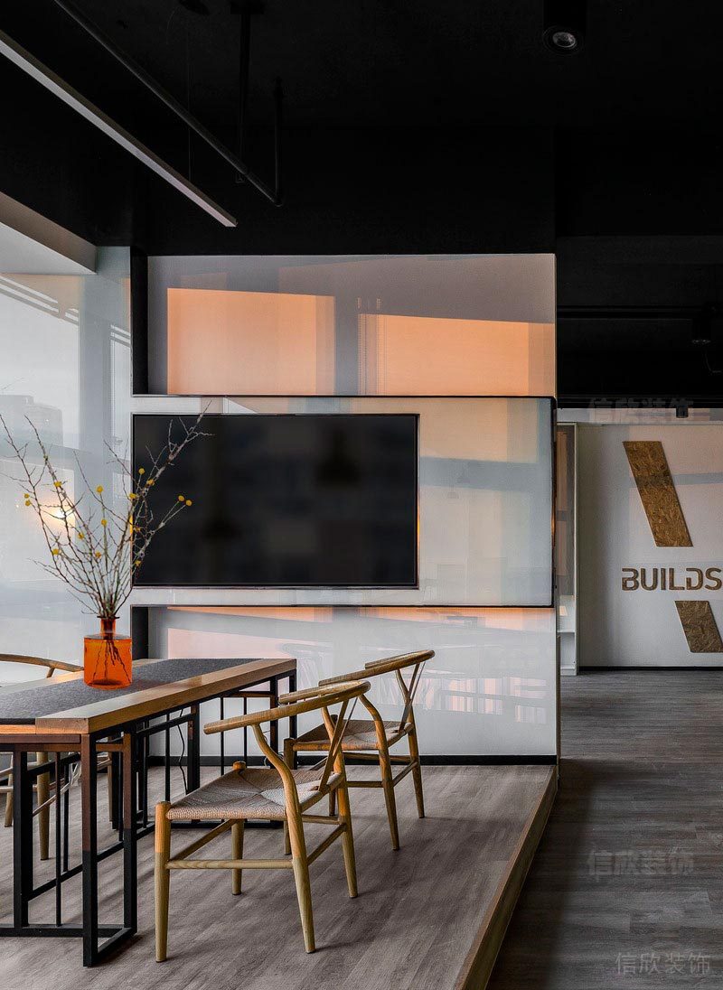 南山區(qū)世茂前海中心白色調(diào)辦公室裝修設(shè)計 南山區(qū)世茂前海中心白色調(diào)辦公室裝修設(shè)計