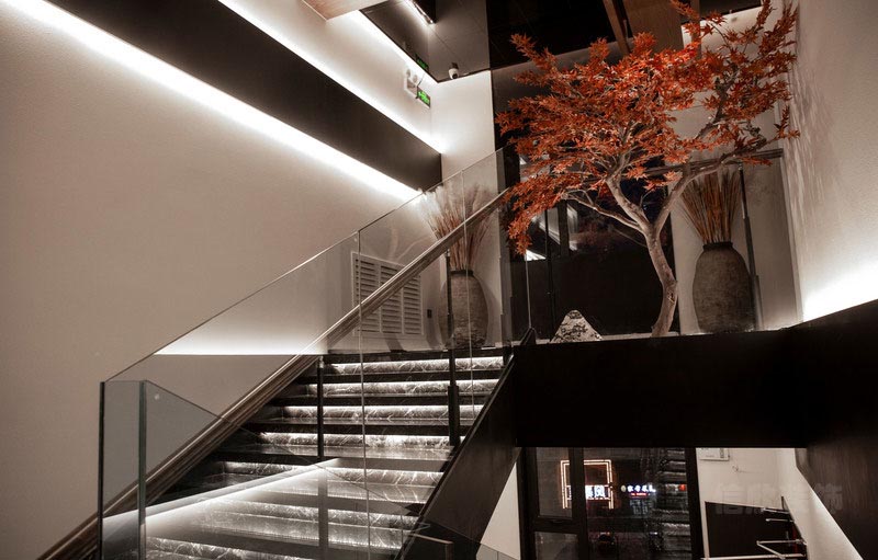 深圳羅湖新中式餐飲會所裝修設計施工樓梯 深圳羅湖新中式餐飲會所裝修設計施工樓梯