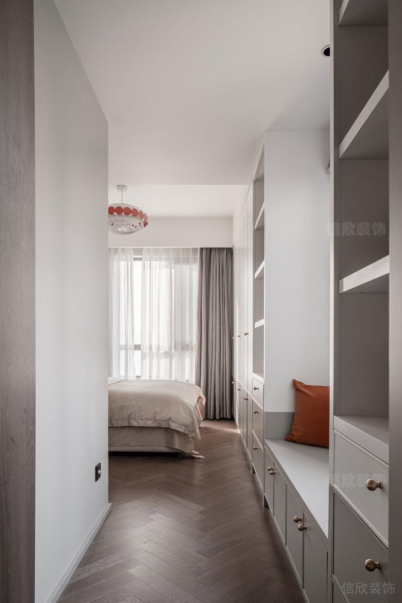 深圳市龍崗區(qū)橫崗麟恒中心廣場(chǎng)3期女孩房