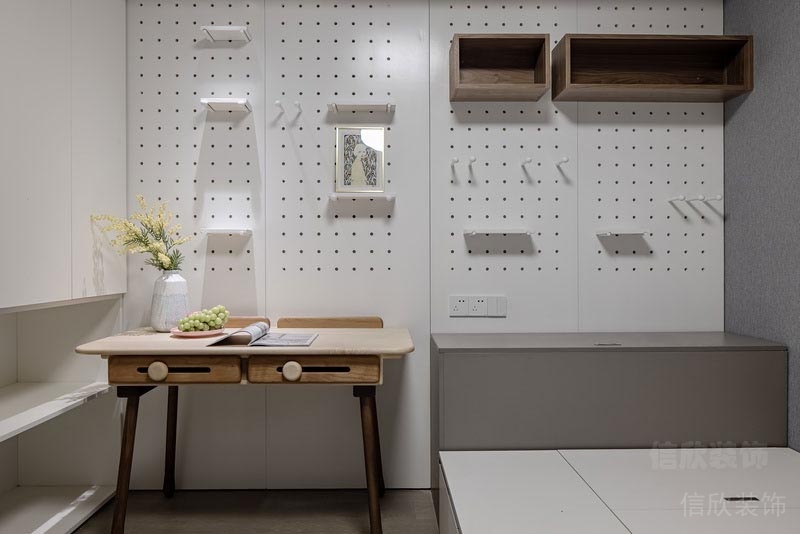 深圳市龍華區(qū)大浪錦順名居書房榻榻米