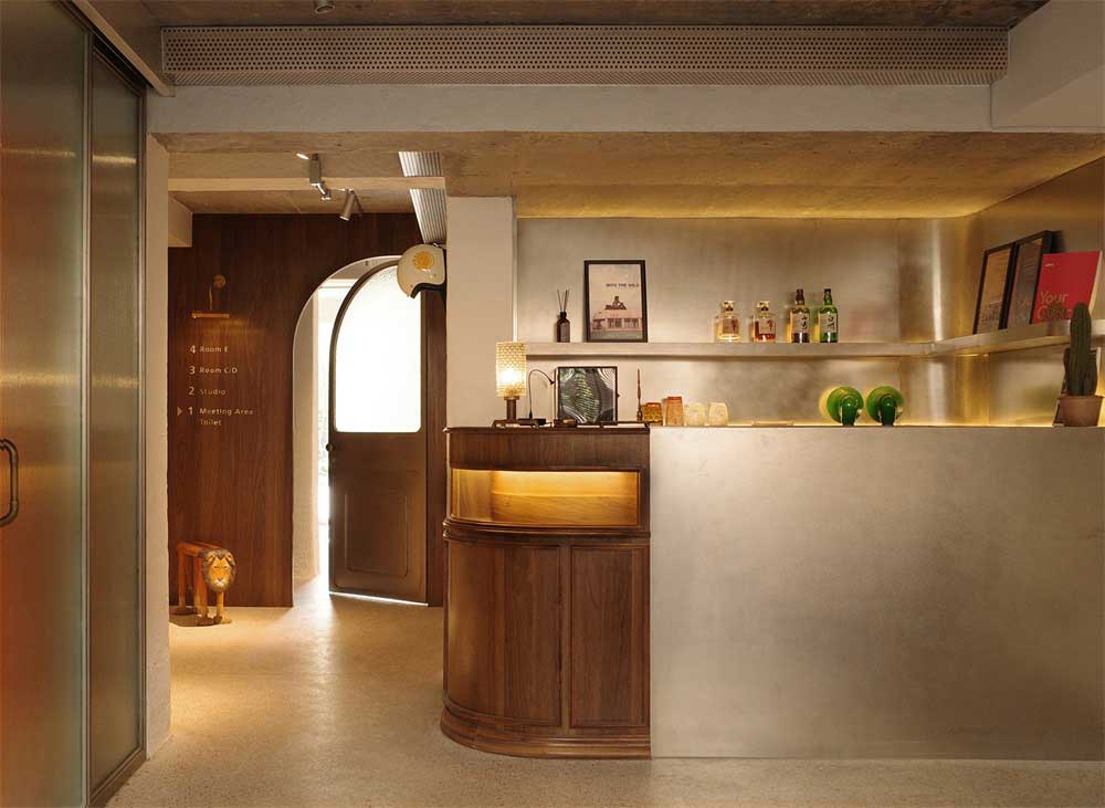 深圳南山區(qū)的古典風(fēng)味辦公工作室設(shè)計(jì)裝修——酒吧臺(tái) 深圳南山區(qū)的古典風(fēng)味辦公工作室設(shè)計(jì)裝修——酒吧臺(tái)