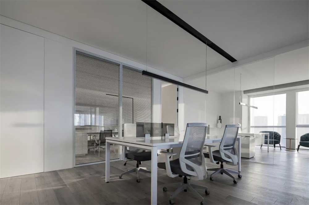 深圳寶安300平方極簡(jiǎn)風(fēng)格辦公室裝修工藝細(xì)節(jié) 深圳寶安300平方極簡(jiǎn)風(fēng)格辦公室裝修工藝細(xì)節(jié)