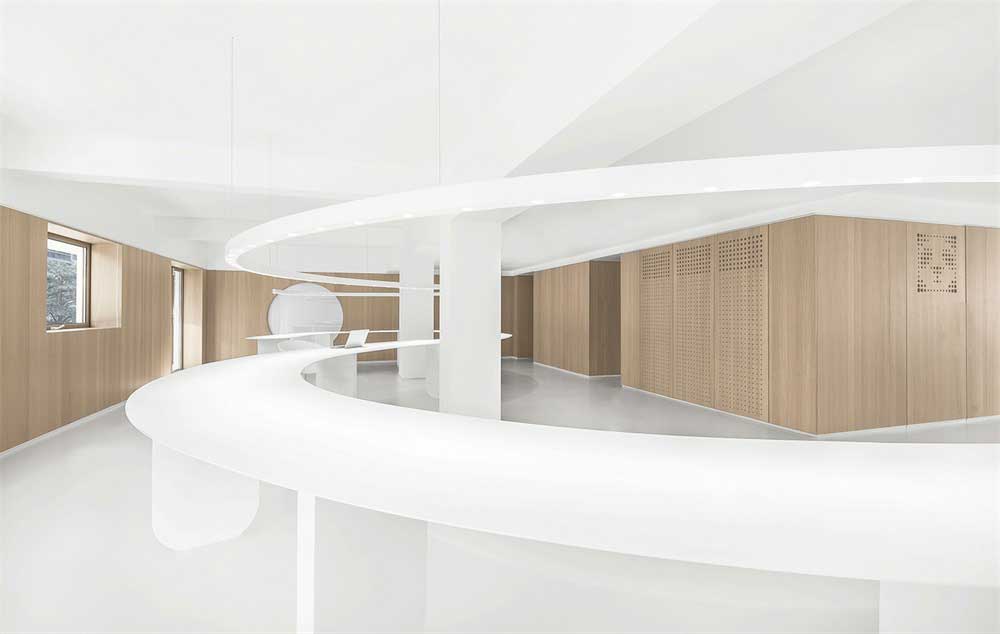 深圳市寶安中心區極簡美學辦公室設計裝修弧型桌 深圳市寶安中心區極簡美學辦公室設計裝修弧型桌