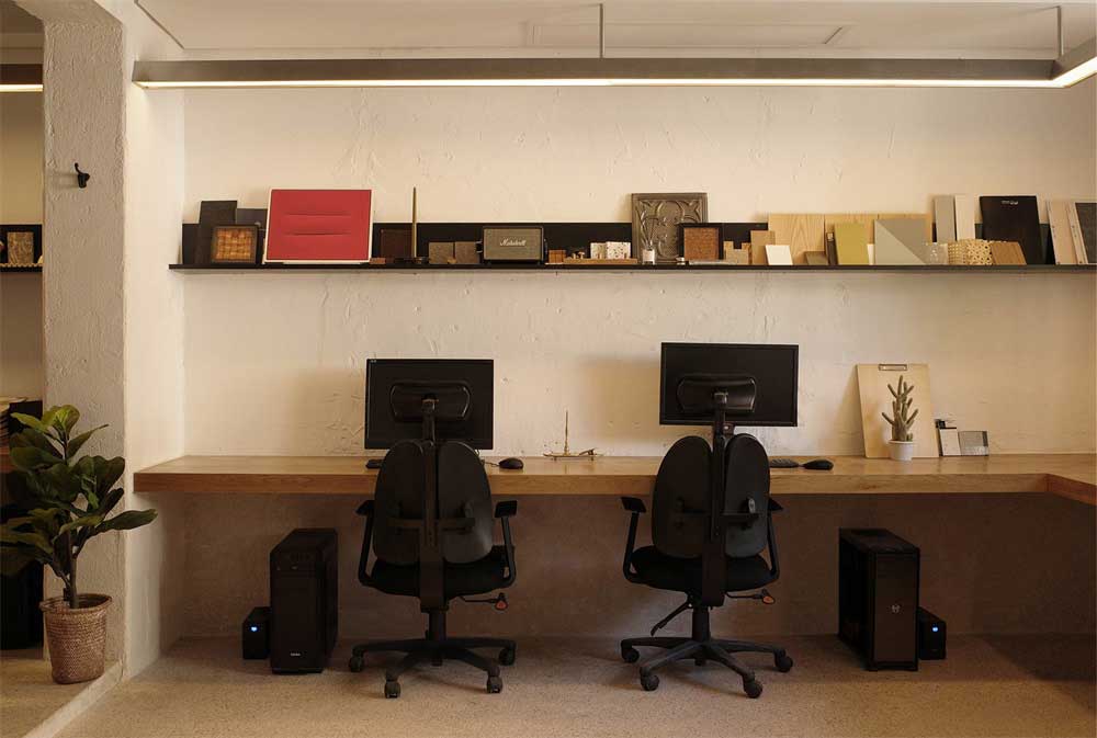 深圳南山區(qū)的古典風(fēng)味辦公工作室設(shè)計(jì)裝修——辦公區(qū) 深圳南山區(qū)的古典風(fēng)味辦公工作室設(shè)計(jì)裝修——辦公區(qū)