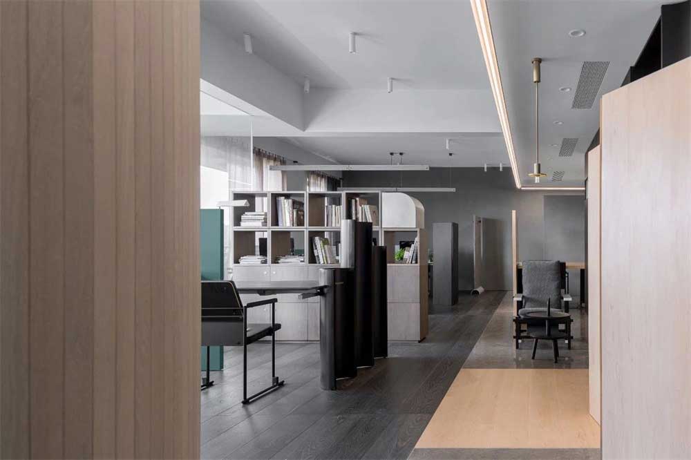 深圳市羅湖1600平原木風(fēng)辦公室裝修設(shè)計開放式辦公區(qū) 深圳市羅湖1600平原木風(fēng)辦公室裝修設(shè)計開放式辦公區(qū)