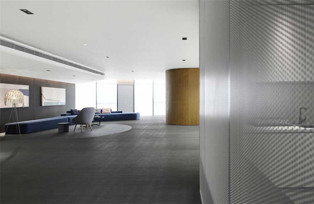 深圳市寶安1000平現(xiàn)代風格辦公室裝修設計會客區(qū) 深圳市寶安1000平現(xiàn)代風格辦公室裝修設計會客區(qū)