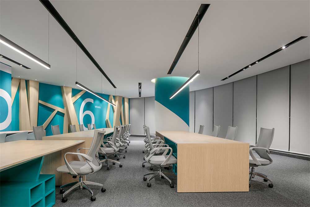 深圳市龍崗600平最美期待科技辦公室裝修辦公區(qū) 深圳市龍崗600平最美期待科技辦公室裝修辦公區(qū)