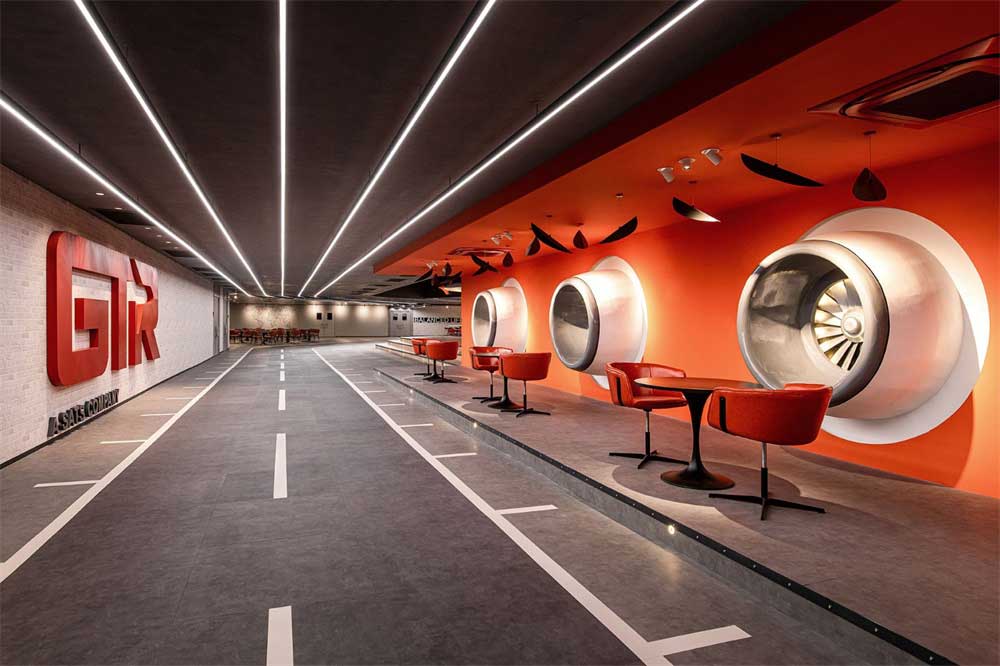 深圳南山區(qū)工業(yè)風格機場主題辦公室設(shè)計裝修-過道