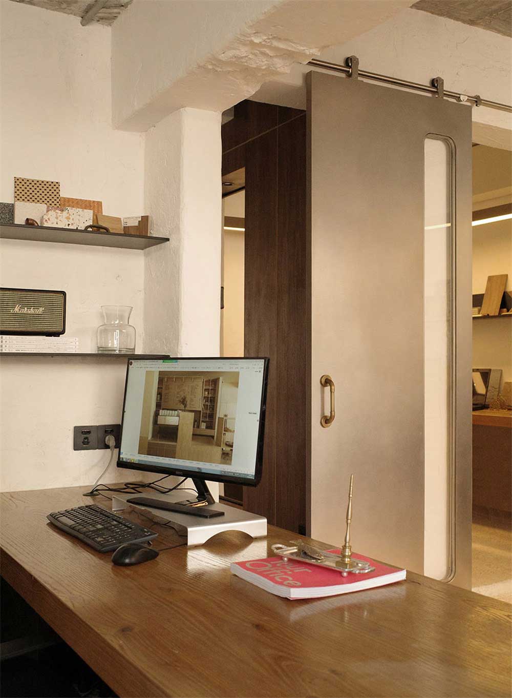 深圳南山區(qū)的古典風(fēng)味辦公工作室設(shè)計(jì)裝修——辦公區(qū) 深圳南山區(qū)的古典風(fēng)味辦公工作室設(shè)計(jì)裝修——辦公區(qū)