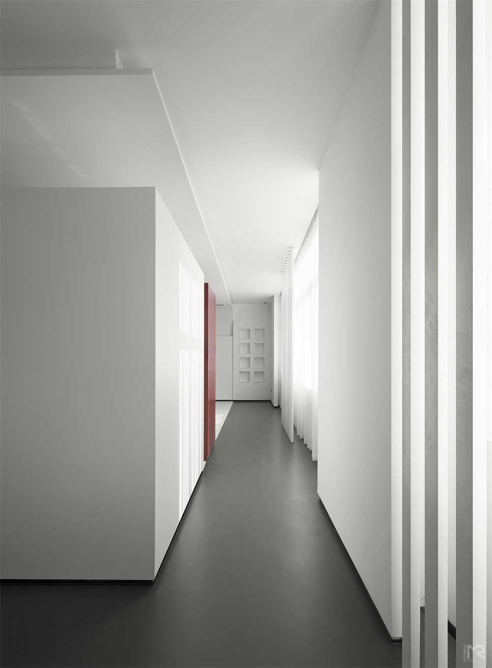 深圳福田區(qū)簡(jiǎn)約黑白藝術(shù)辦公室設(shè)計(jì)裝修-過道 深圳福田區(qū)簡(jiǎn)約黑白藝術(shù)辦公室設(shè)計(jì)裝修-過道