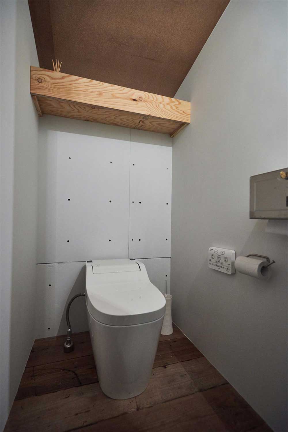 深圳龍華元芳創(chuàng)客薈工業(yè)風(fēng)辦公室裝修設(shè)計(jì)案例衛(wèi)生間 深圳龍華元芳創(chuàng)客薈工業(yè)風(fēng)辦公室裝修設(shè)計(jì)案例衛(wèi)生間