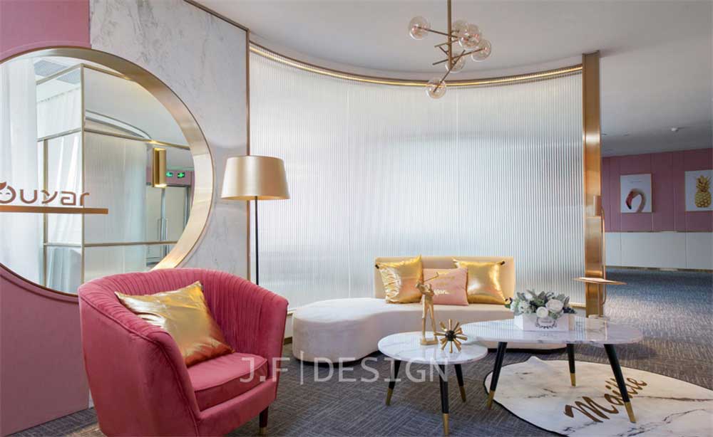 深圳市龍華600平輕奢風辦公室裝修接待區 深圳市龍華600平輕奢風辦公室裝修接待區