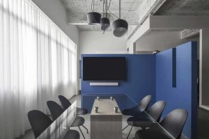 藍(lán)色墻體隔斷效果圖玻璃茶幾裝修會議室效果圖