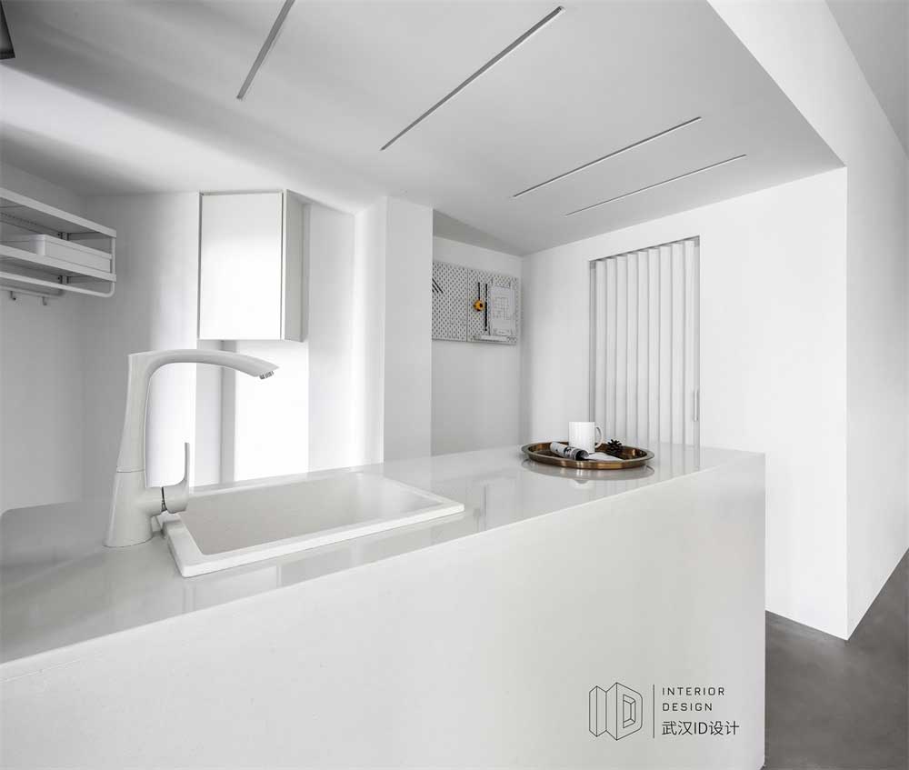 深圳市龍崗80平米現(xiàn)代風(fēng)辦公室裝修設(shè)計(jì)吧臺(tái) 深圳市龍崗80平米現(xiàn)代風(fēng)辦公室裝修設(shè)計(jì)吧臺(tái)