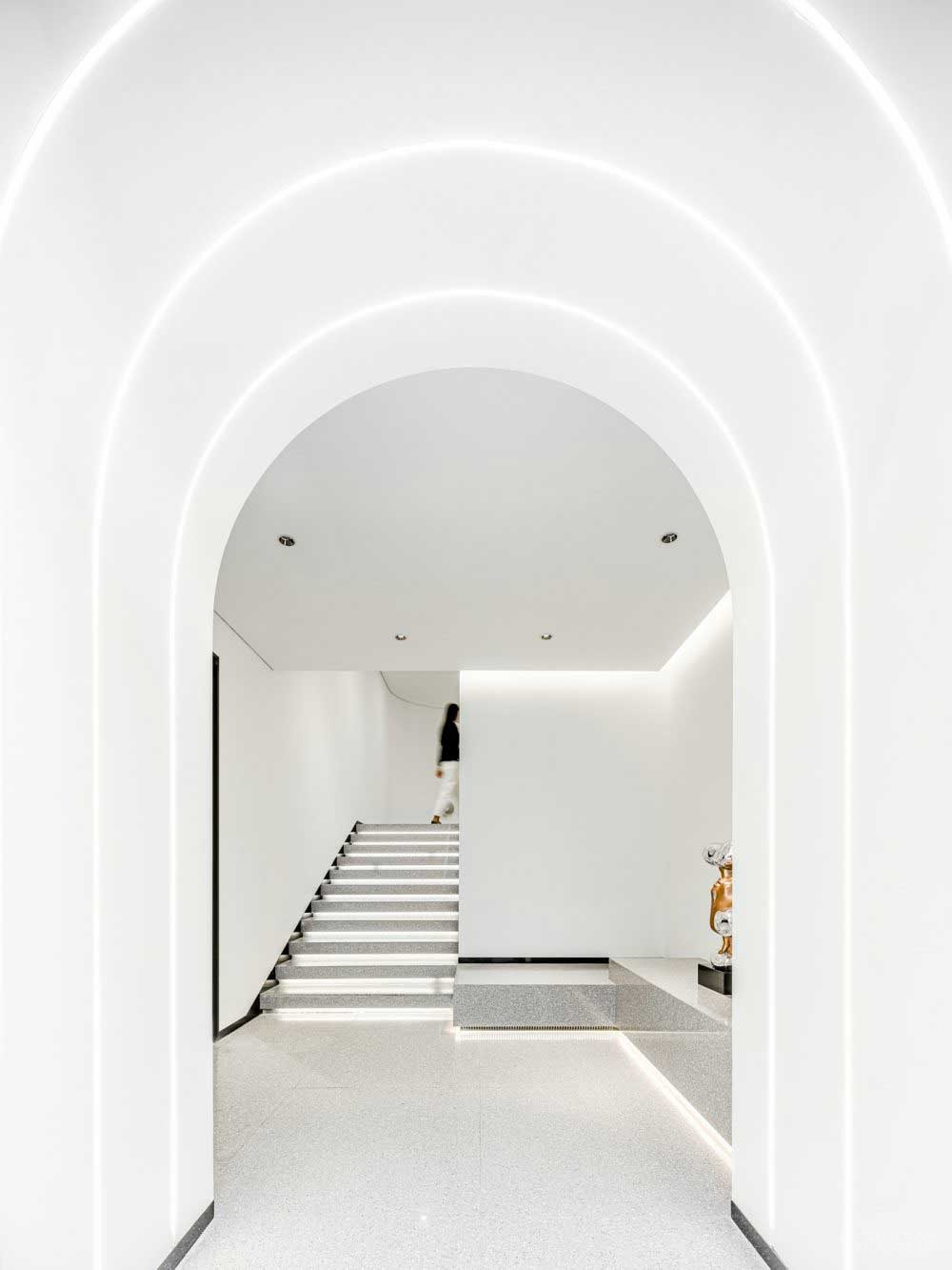 拱形門框石膏線設(shè)計(jì)燈飾效果過道階梯辦公室過道裝修