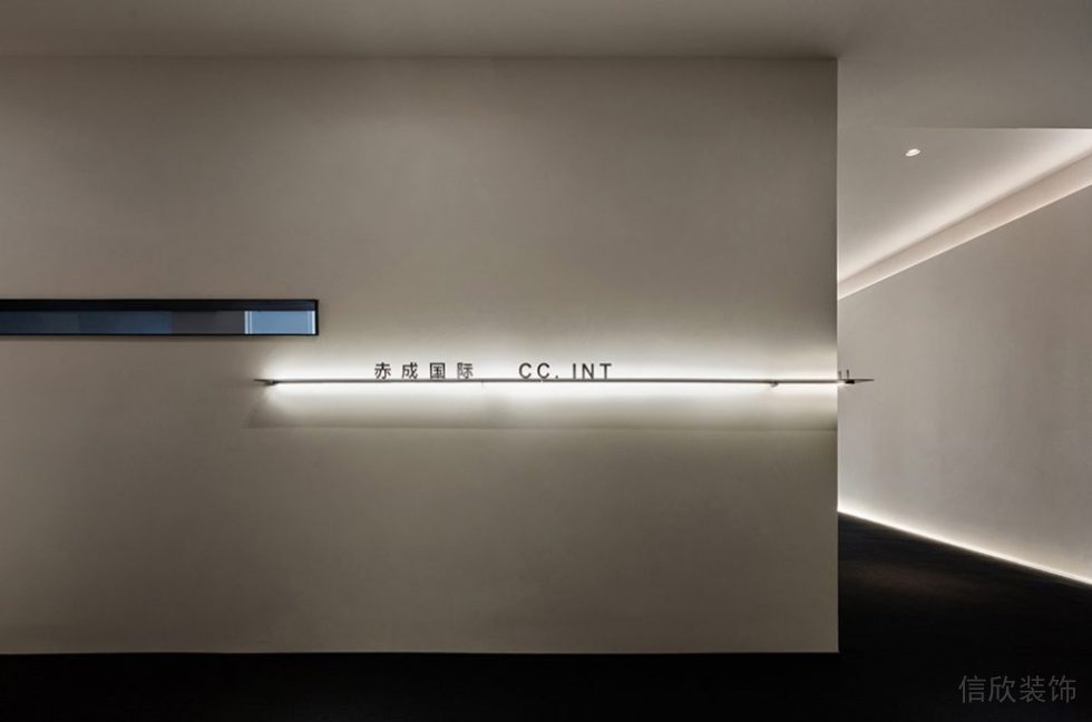 深圳龍崗區(qū)輕奢簡(jiǎn)約辦公室墻面LOGO