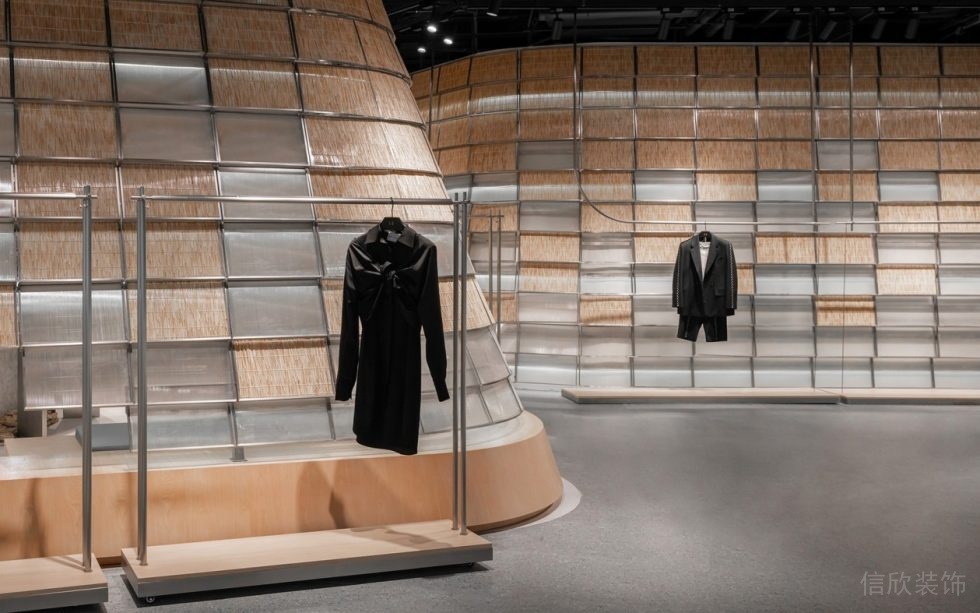 深圳市龍華區(qū)大浪原木風(fēng)生態(tài)智庫(kù)服裝店裝修大廳