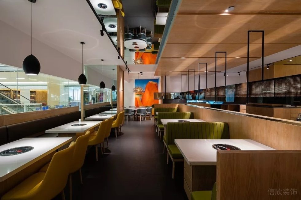 深圳坪山怡瑞達云秀府簡約北歐風火鍋店裝修案例天花鏡面吊頂 深圳坪山怡瑞達云秀府簡約北歐風火鍋店裝修案例天花鏡面吊頂