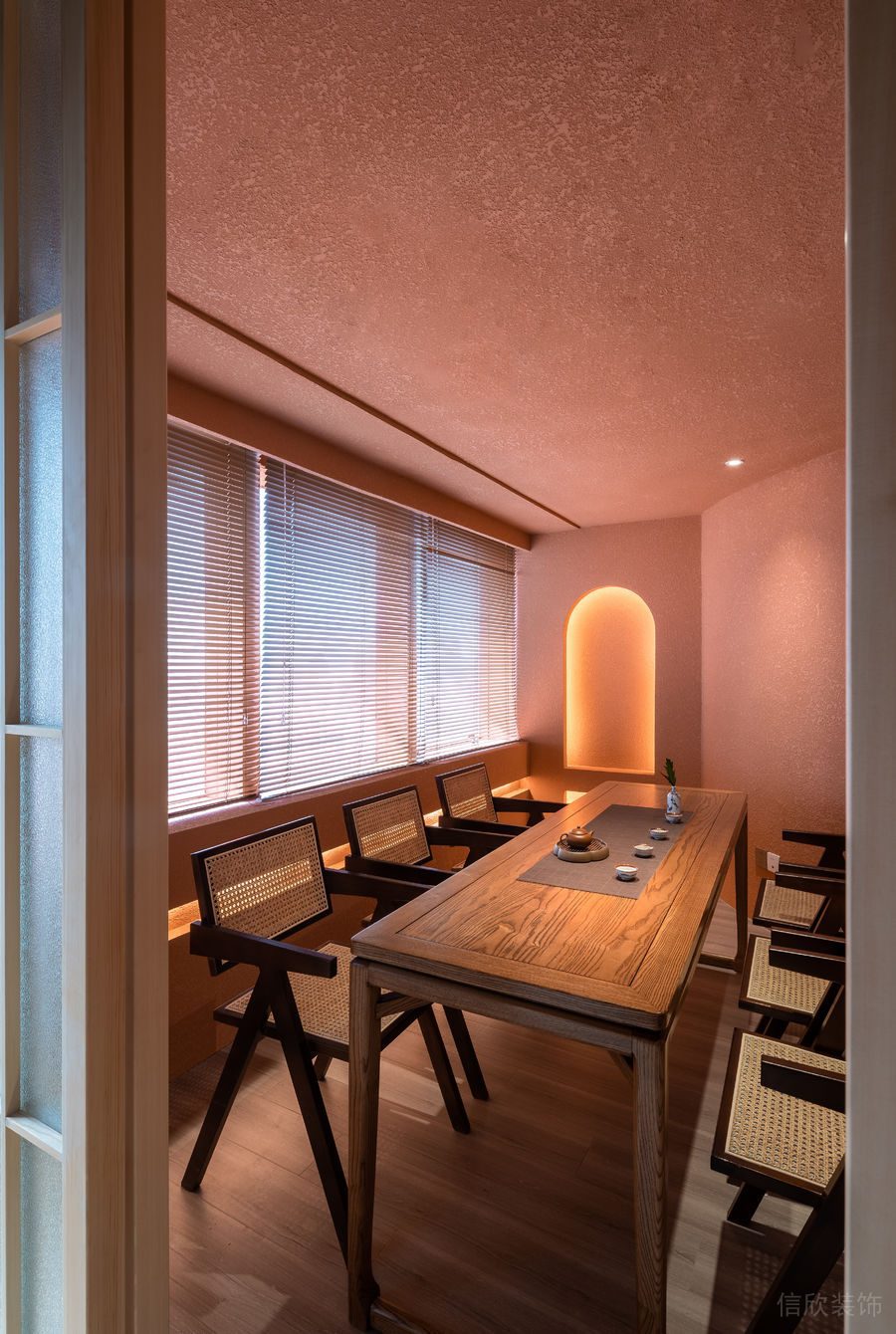 深圳寶安中洲華府暖色調極簡風格茶館裝修案例六人包廂色彩搭配 深圳寶安中洲華府暖色調極簡風格茶館裝修案例六人包廂色彩搭配