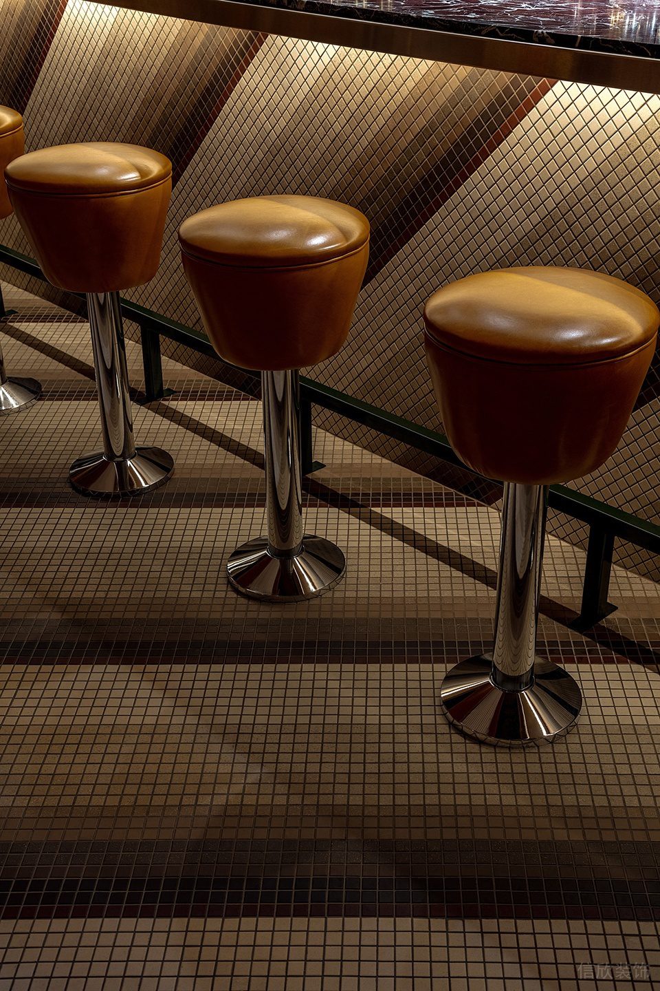 深圳龍華蘋果園美式工業風披薩店裝修案例地面鋪貼 深圳龍華蘋果園美式工業風披薩店裝修案例地面鋪貼