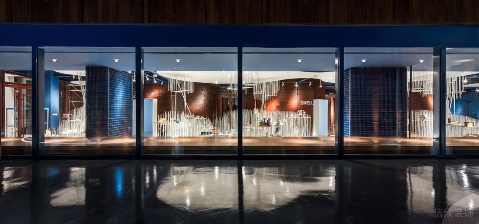 深圳市南山中心城現代風“老廠房”751時尚買手店裝修設計門廳 