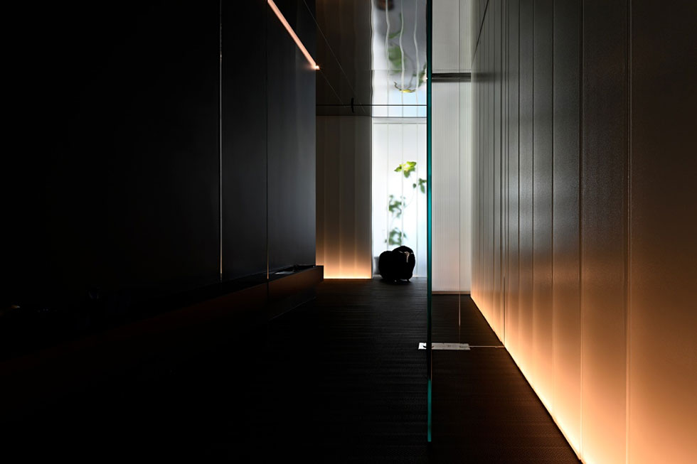 大沖商務(wù)中心科技園辦公室深色過道 大沖商務(wù)中心科技園辦公室深色過道