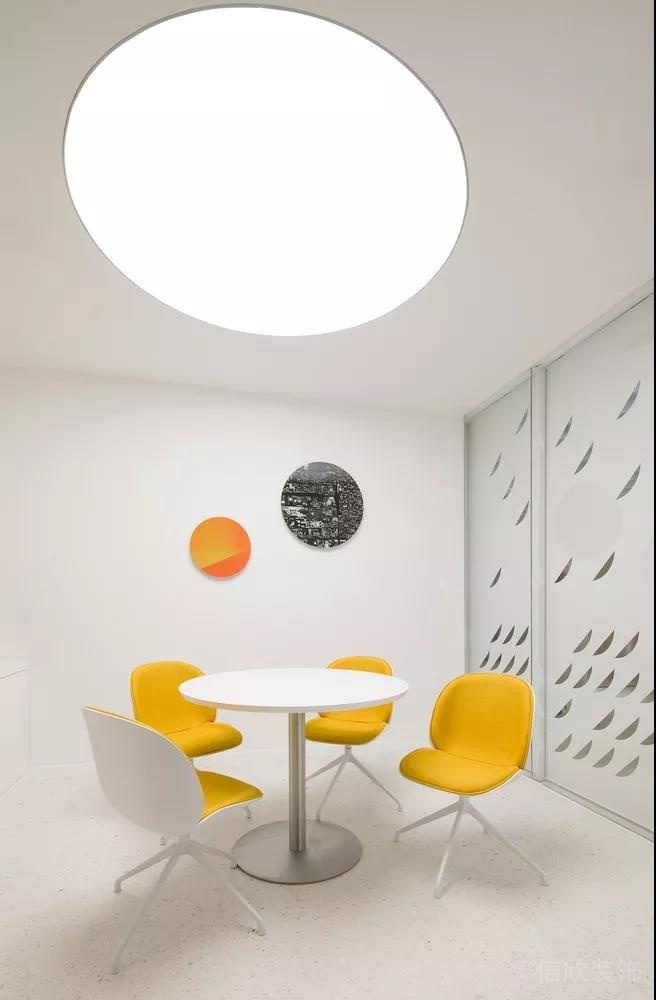 深圳羅湖深城投中心800平方米簡(jiǎn)約工業(yè)風(fēng)辦公室裝修案例洽談室 深圳羅湖深城投中心800平方米簡(jiǎn)約工業(yè)風(fēng)辦公室裝修案例洽談室