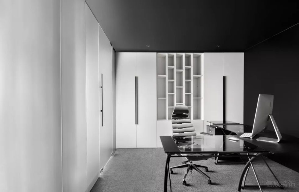 深圳南山同方信息港600平方米黑白灰色調現代科技風公司裝修案例經理辦公室 深圳南山同方信息港600平方米黑白灰色調現代科技風公司裝修案例經理辦公室