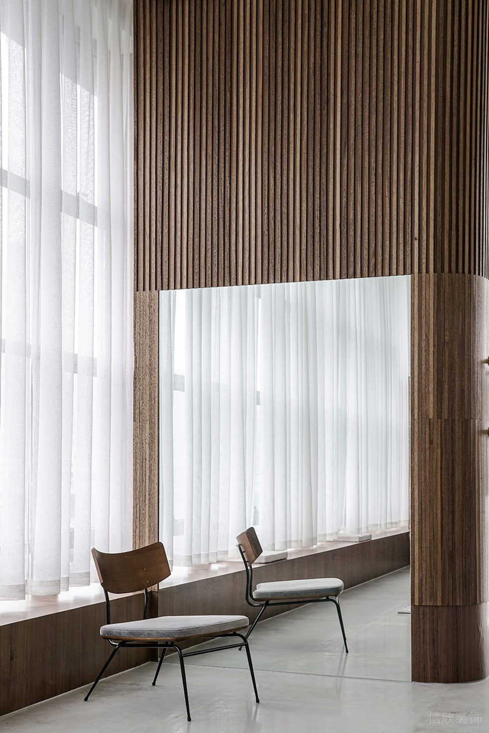 深圳市寶安區松崗現代風redefine西服定制店裝修設計穿衣鏡 深圳市寶安區松崗現代風redefine西服定制店裝修設計穿衣鏡