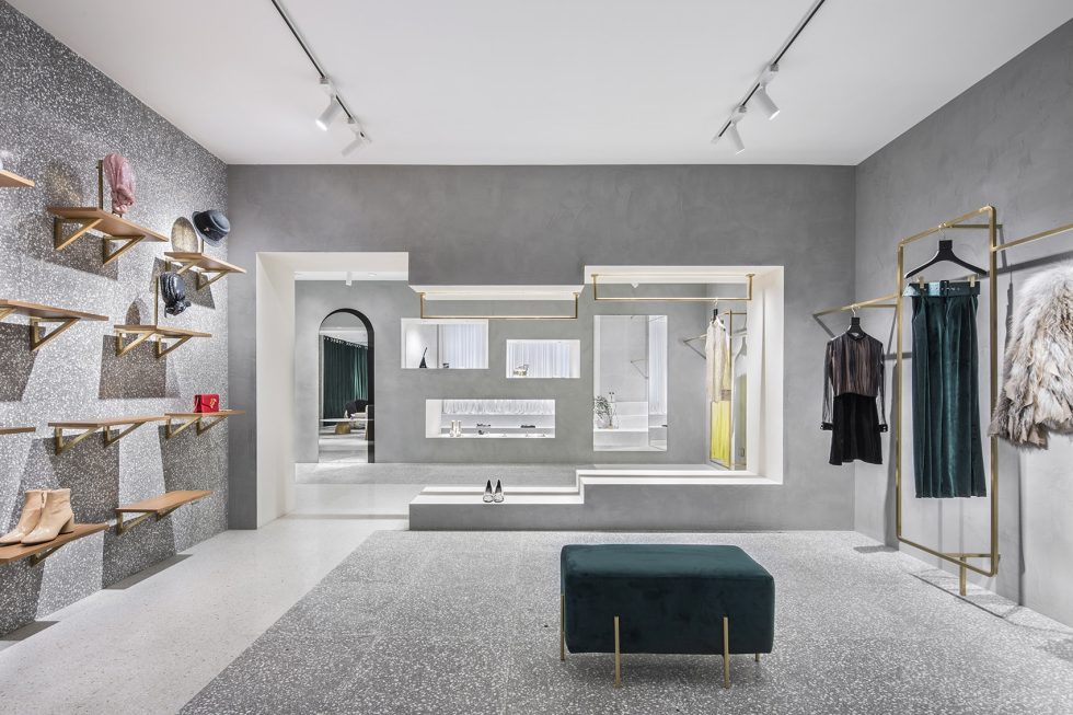 深圳市寶安中心城o.t.s時尚買手店店裝修設計新品展示區 深圳市寶安中心城o.t.s時尚買手店店裝修設計新品展示區