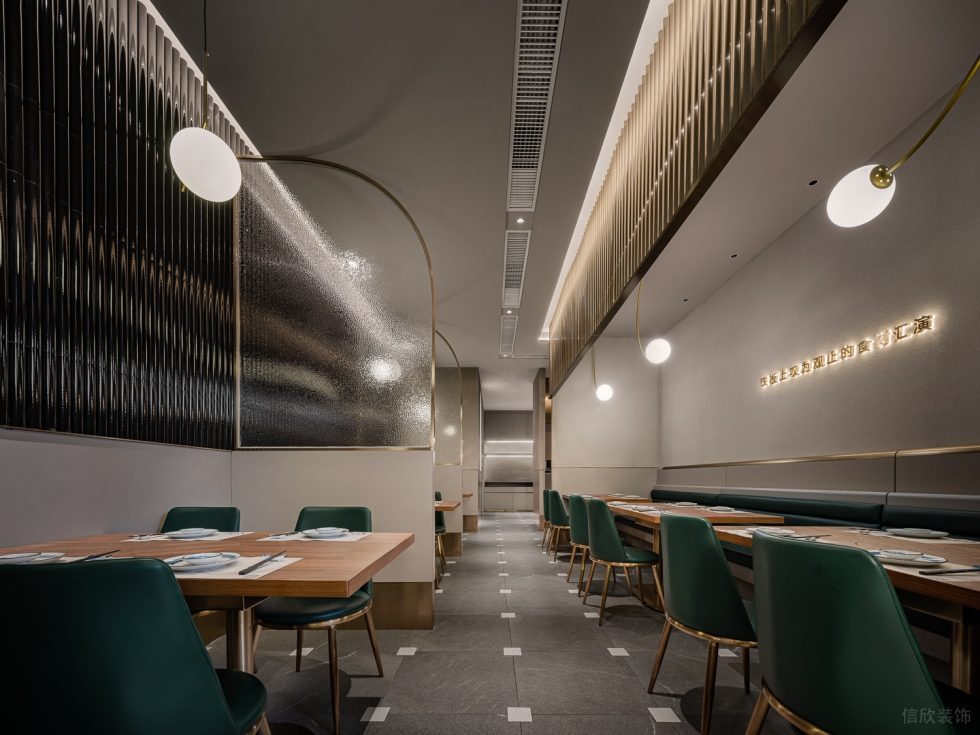 輕奢貴氣餐廳四人位置裝修設(shè)計