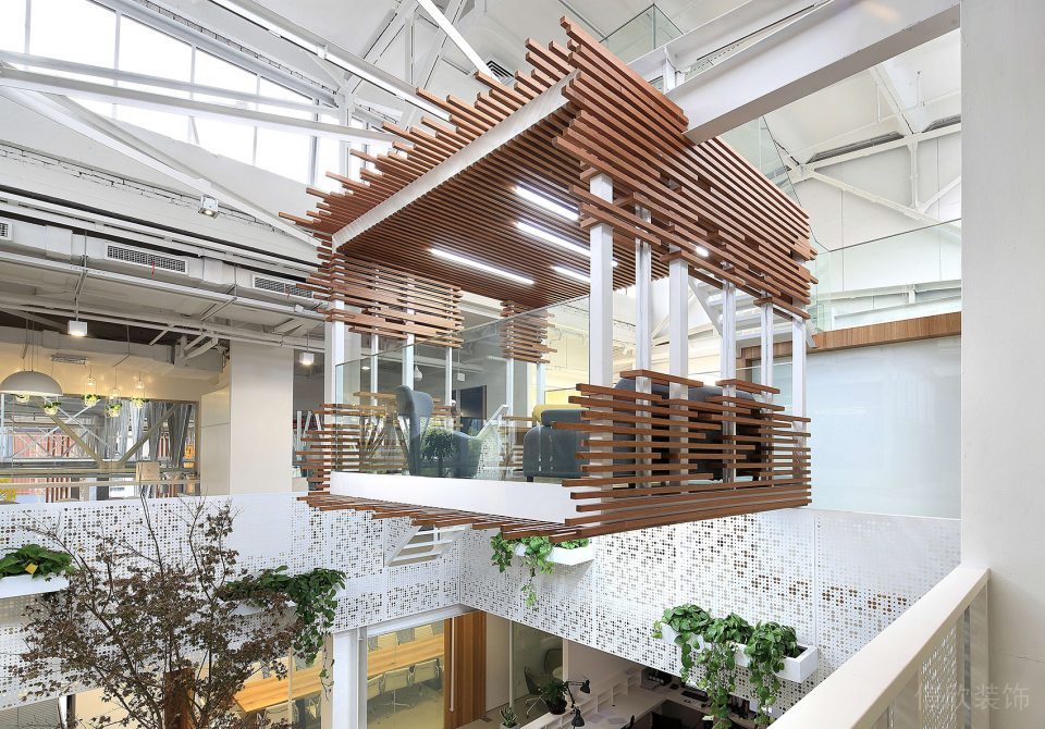 深圳南山佳嘉豪商務(wù)大廈1000平方米簡約式工業(yè)混搭風(fēng)辦公室裝修案例空中洽談區(qū)