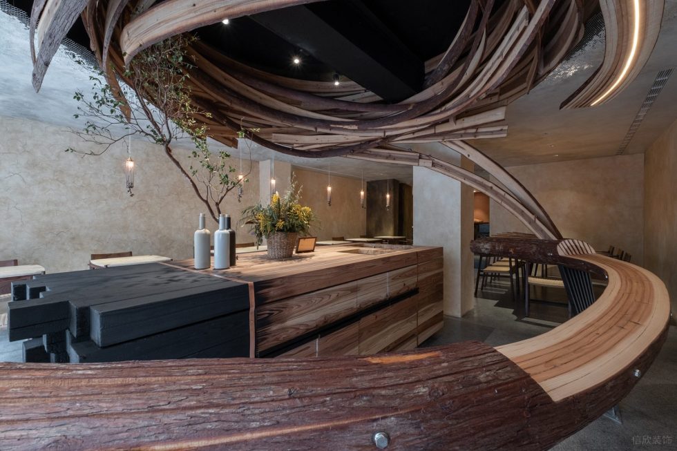 深圳南山區原木風餐廳吧臺細節設計裝修