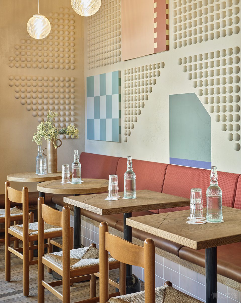 歐式風(fēng)格餐廳裝修墻面小圓球設(shè)計圖