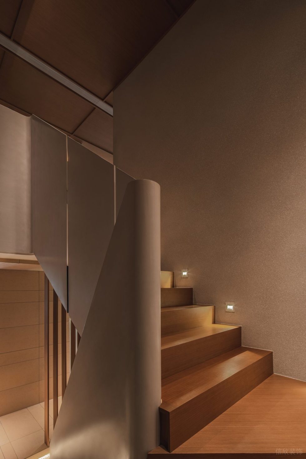 深圳市福田區(qū)保稅區(qū)新中式風蘭美容抗衰中心裝修設計實景效果圖-實木旋轉樓梯 深圳市福田區(qū)保稅區(qū)新中式風蘭美容抗衰中心裝修設計實景效果圖-實木旋轉樓梯