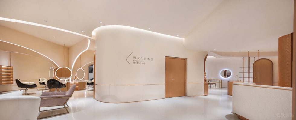 深圳市福田區(qū)上步融創(chuàng)星耀五洲社區(qū)商業(yè)綜合體-輕奢風(fēng)美業(yè)形象館