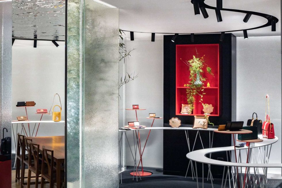 深圳市福田中心區(qū)現(xiàn)代風(fēng)皮革藝術(shù)形象店裝修設(shè)計(jì)-入戶 深圳市福田中心區(qū)現(xiàn)代風(fēng)皮革藝術(shù)形象店裝修設(shè)計(jì)-入戶