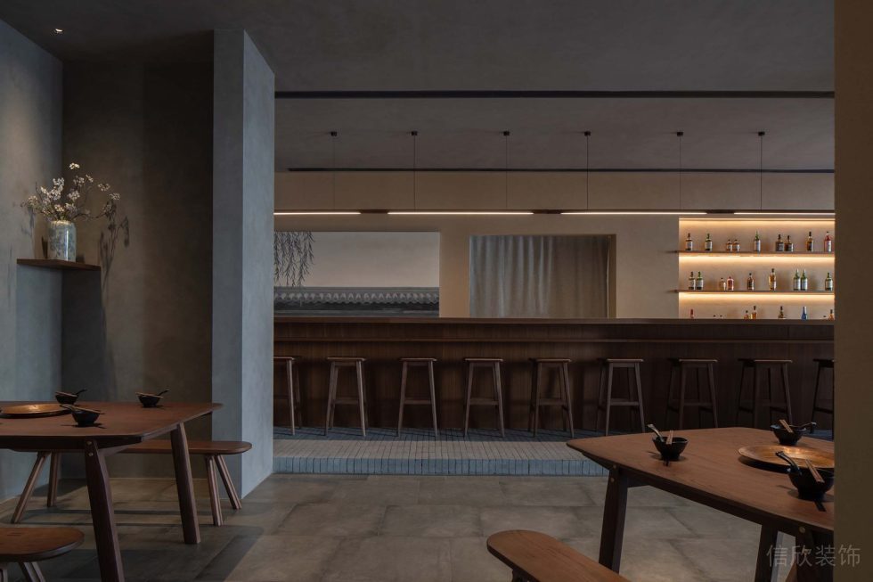 深圳市龍崗區(qū)中式風(fēng)格餐廳仿古式開放吧臺裝修設(shè)計