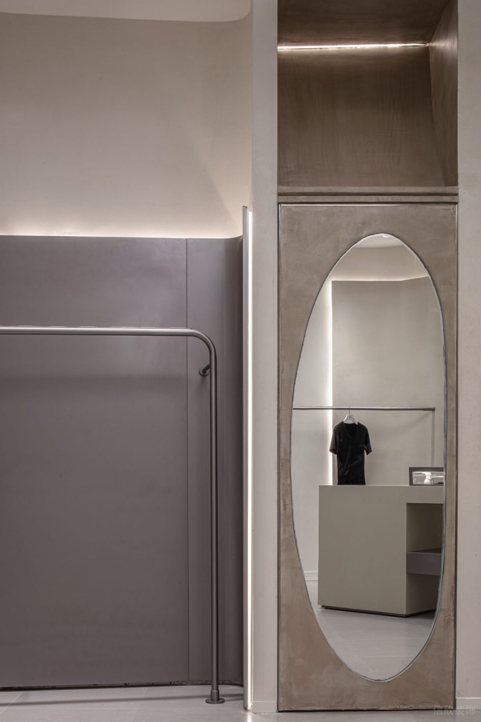 深圳市龍華區(qū)觀(guān)瀾服裝買(mǎi)手店裝修設(shè)計(jì) 穿衣鏡