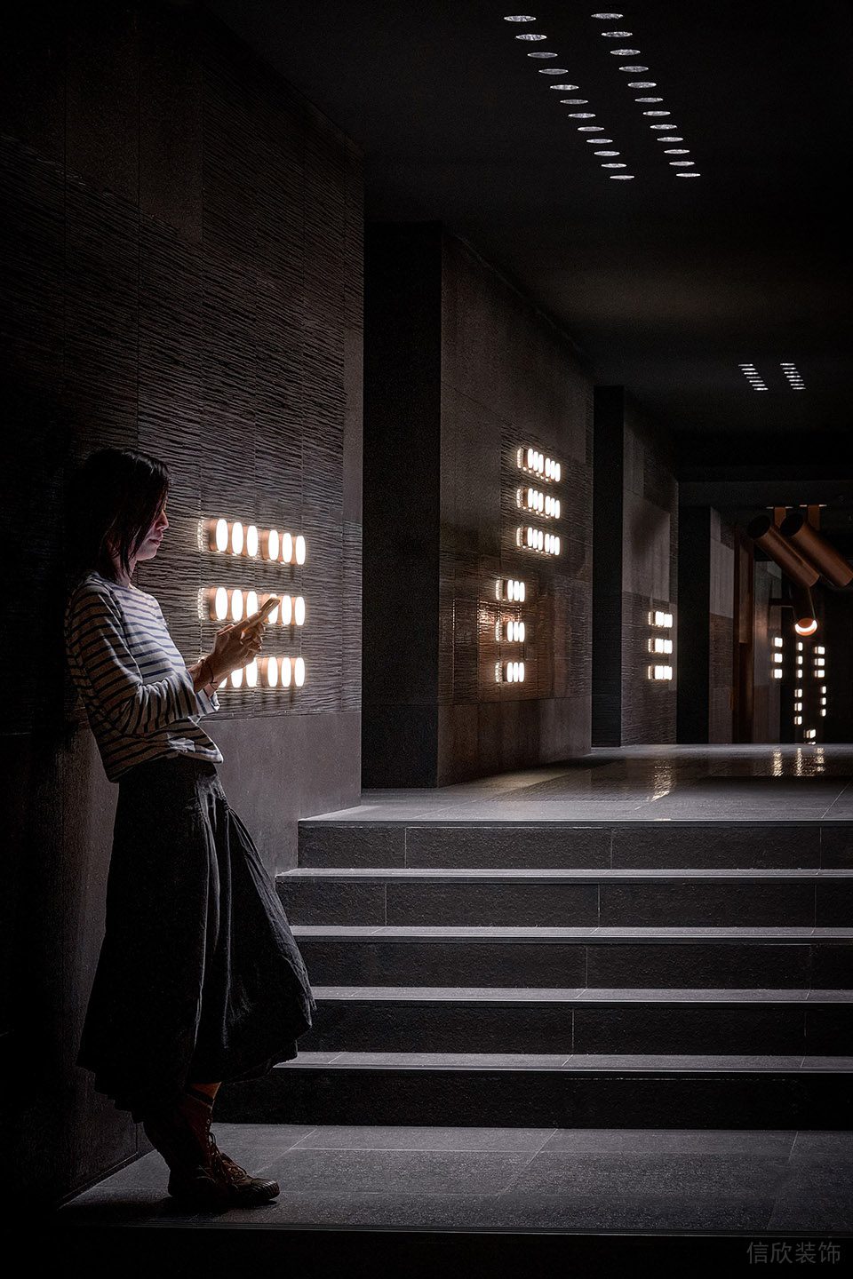 深圳市羅湖區洪湖現代風金逸影城裝修設計實景效果圖-黑色水磨石階梯 深圳市羅湖區洪湖現代風金逸影城裝修設計實景效果圖-黑色水磨石階梯