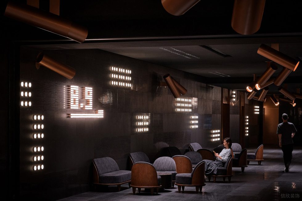 深圳市羅湖區洪湖現代風金逸影城裝修設計實景效果圖-灰色沙發卡座休息區 深圳市羅湖區洪湖現代風金逸影城裝修設計實景效果圖-灰色沙發卡座休息區